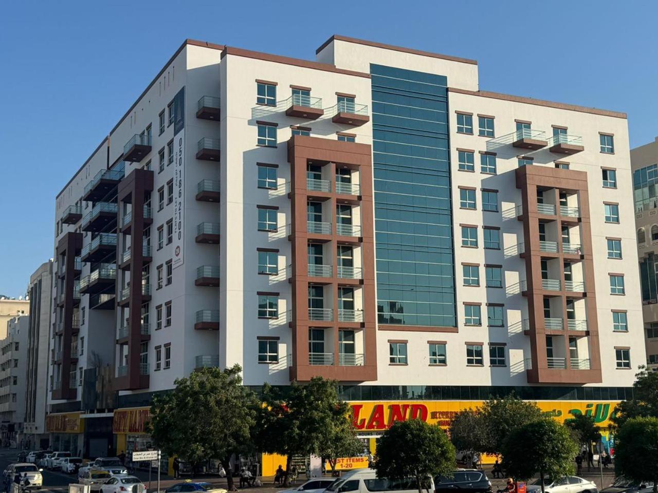 Backpackers Heaven ! 18 Beds In A 2 Bedroom Apartment In Front Of Union Metro Station Diera Dubai Ngoại thất bức ảnh